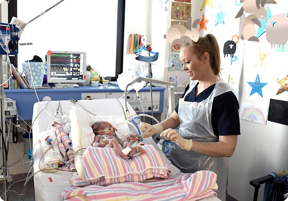 Nurse with patient Cooper - Sydney Children's Hospital Foundation Nurse with patient Cooper - Sydney Children's Hospital Foundation